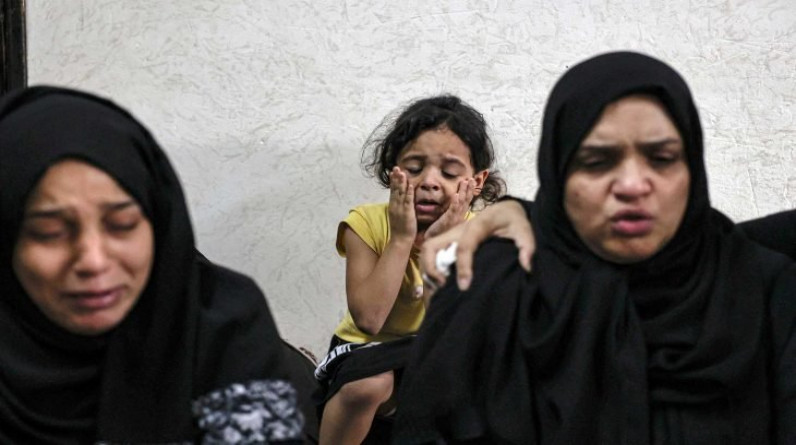 هيفاء زنكنة تكتب: < كصديقة لاسرائيل > .. الحكومة البريطانية ترد