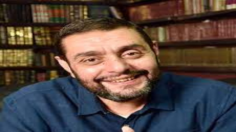د. أيمن العتوم يكتب: بيني وبينك … اشتباك المُفردات